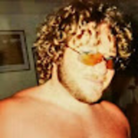 Meet your Posher, Travis - Picture 1 of 1